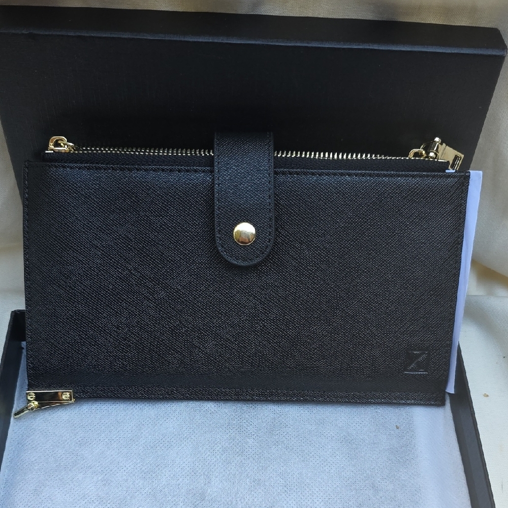 Khyul RFID blocking Black Clutch Wristlet